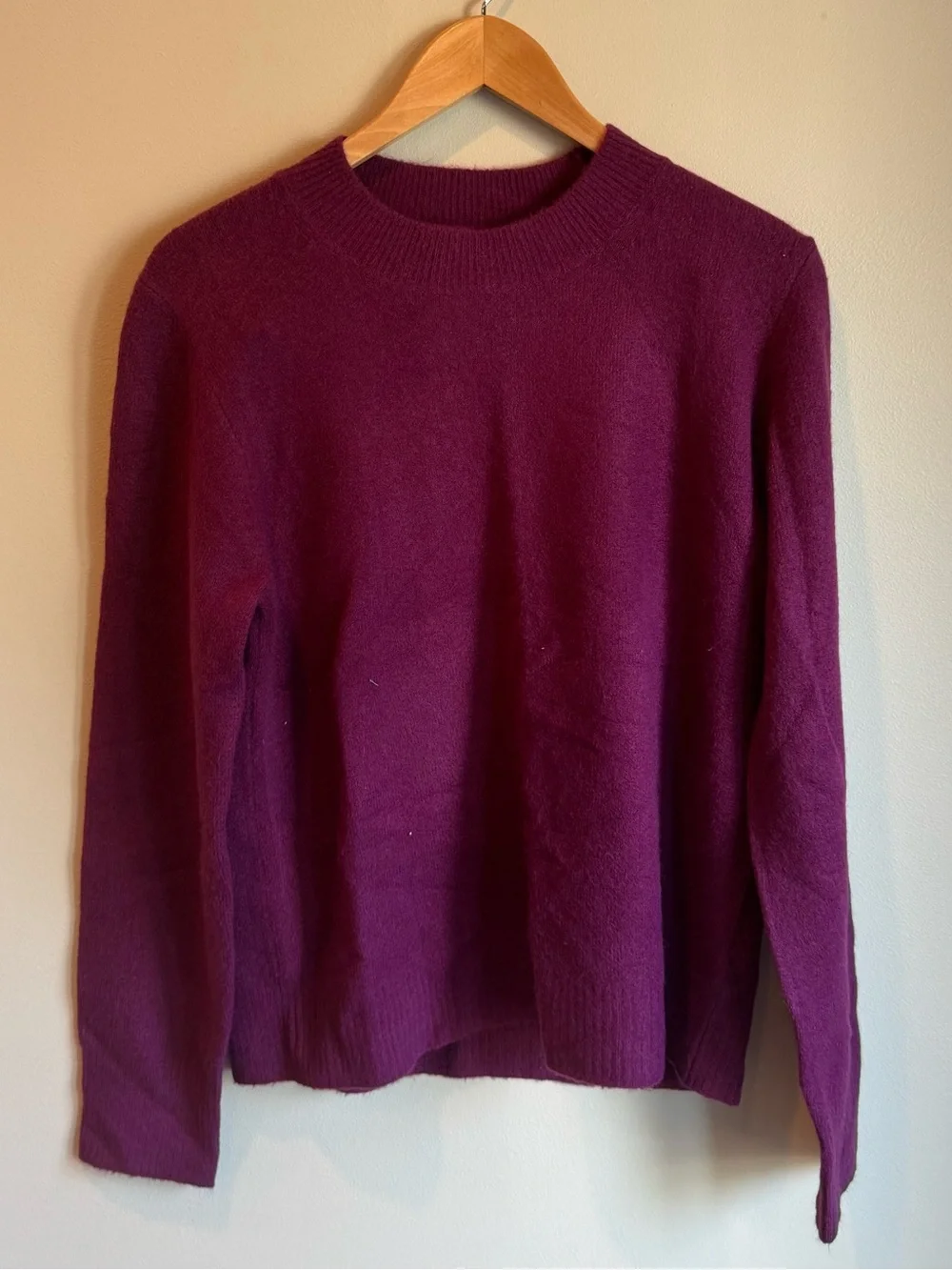 NWT J. Crew Women's Plum Crewneck Sweater Size Medium